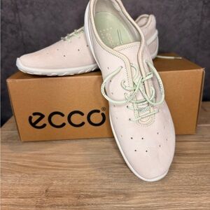 ECCO shoes
original and very comfortable for everyday wear